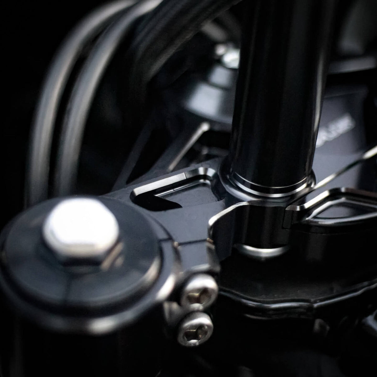 WOLF ONE Pro Kit (for 2023 and later CVO Road Glide)