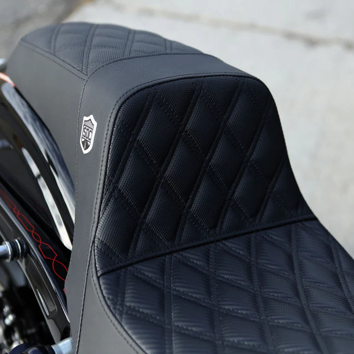 SDC Pro Series Performance Gripper Seat (for 2006-2017 Dyna models)