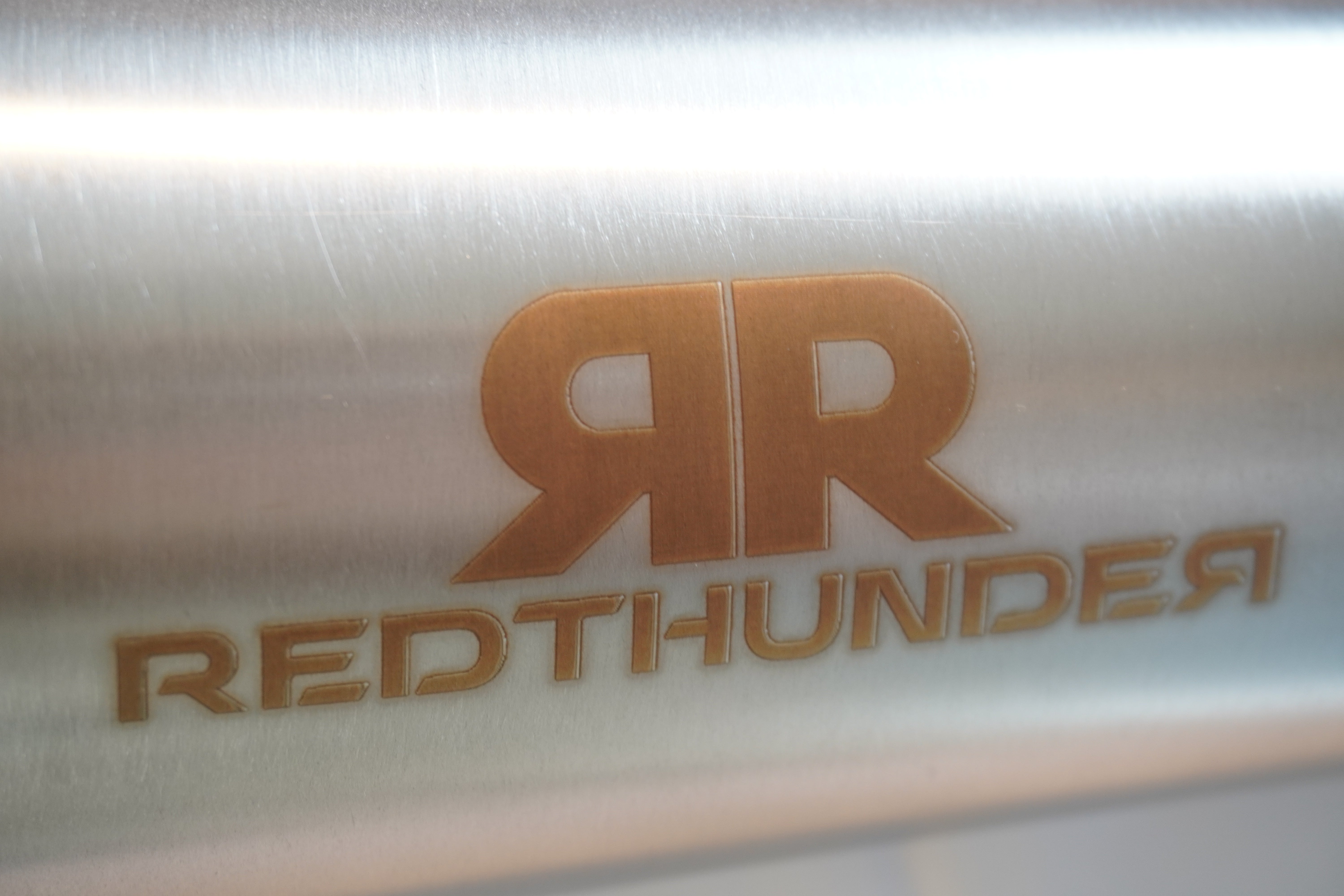 RED THUNDER EXHAUST M8 ソフテイル レギュラー｜NINE INDUSTRIES